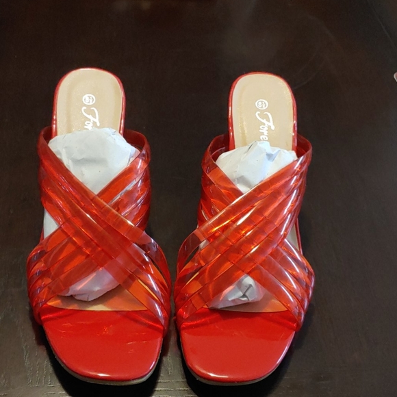 💥FLASH SALE💥Red Transparent Wedges❤🆕 - Picture 2 of 3